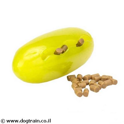 צעצוע תעסוקה לכלב PicklePocket של חברת STARMARK בצורת מלון